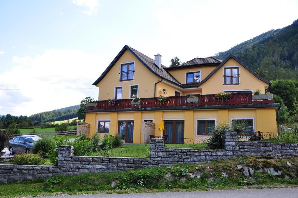 Pension Waldheim Hotel Mauterndorf  Exterior photo