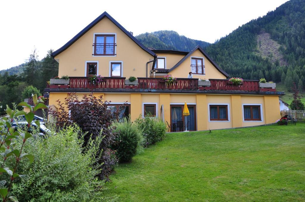 Pension Waldheim Hotel Mauterndorf  Exterior photo